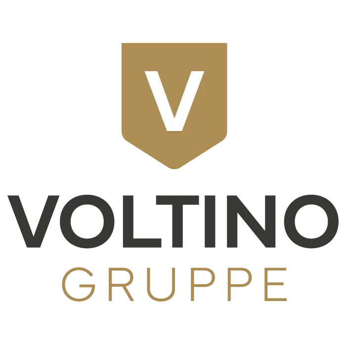 Logo der Voltino Gruppe mit goldener Grafik und schwarzem Text.